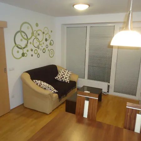 Apartmaji Vivat *